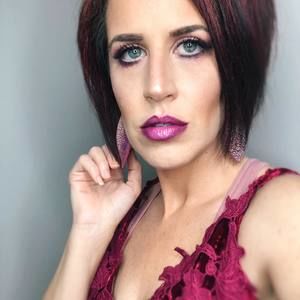 Meet your Posher, Leigh